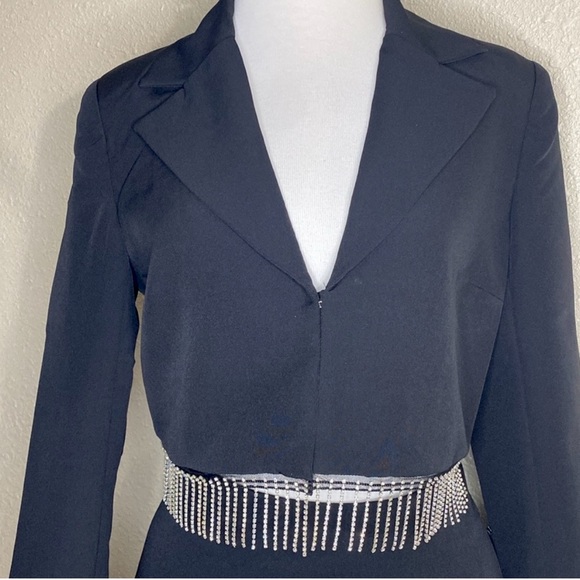 House of Harlow 1960 Black Skirt Set with Silver Accents - Picture 2 of 14